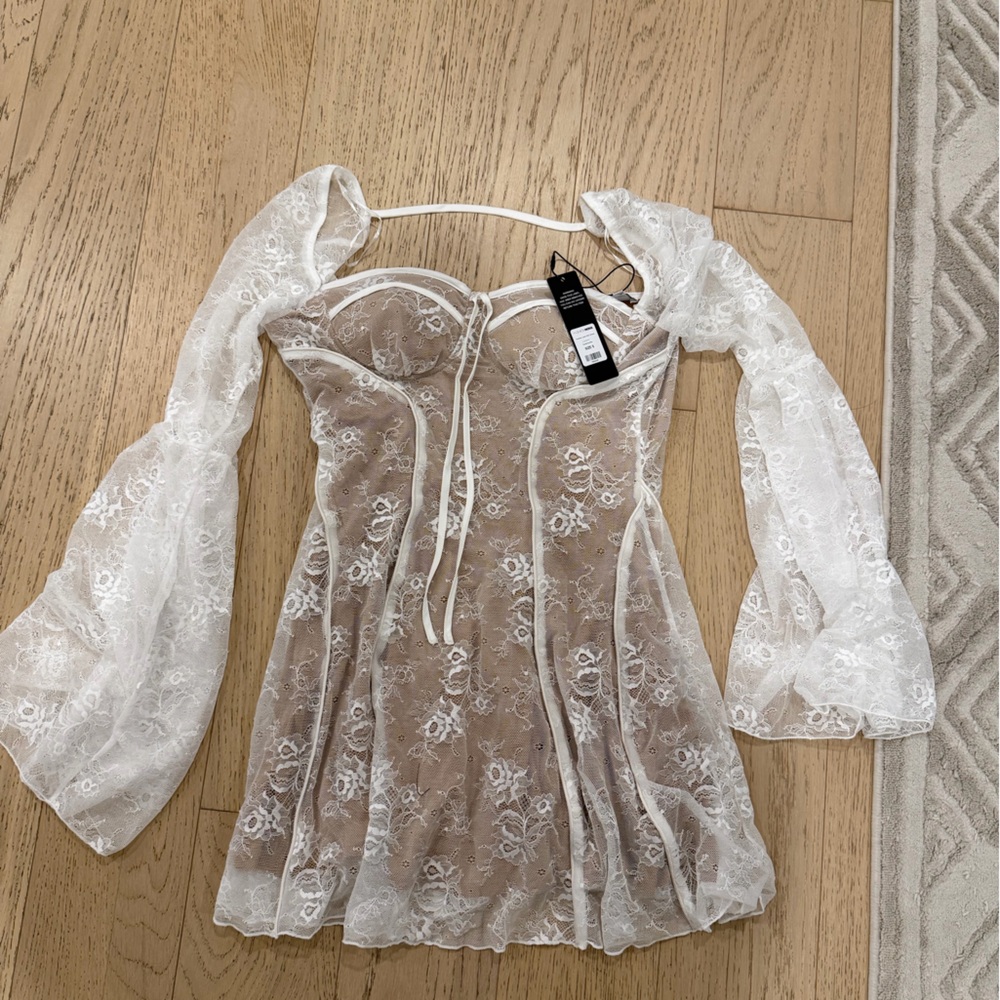 Fashion Nova White Lace dress